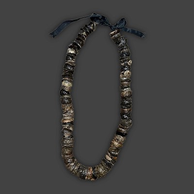 Kukui Nut Halves Lei                                                       